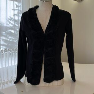 Red rose accent cardigan size medium